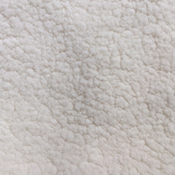 GAP Sweater - NWOT - Picture 3 of 4